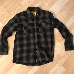 Dixxon Flannel Size large